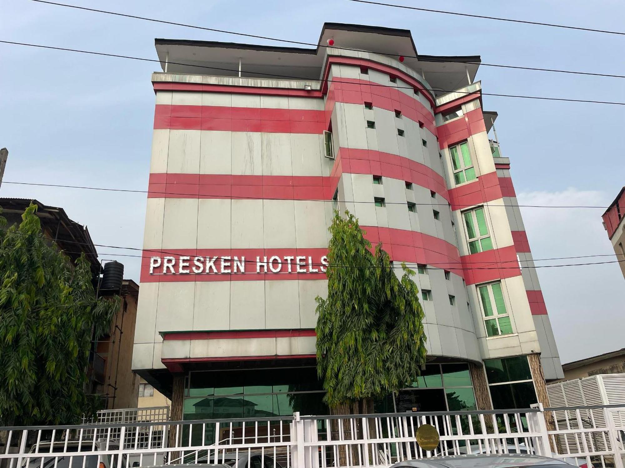 Presken Hotel At International Airport Road Ikeja Bagian luar foto