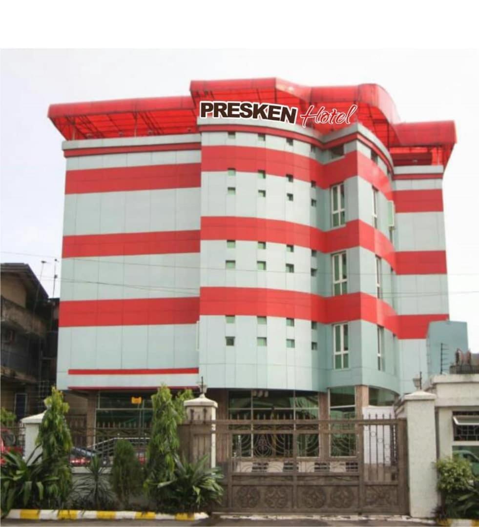 Presken Hotel At International Airport Road Ikeja Bagian luar foto